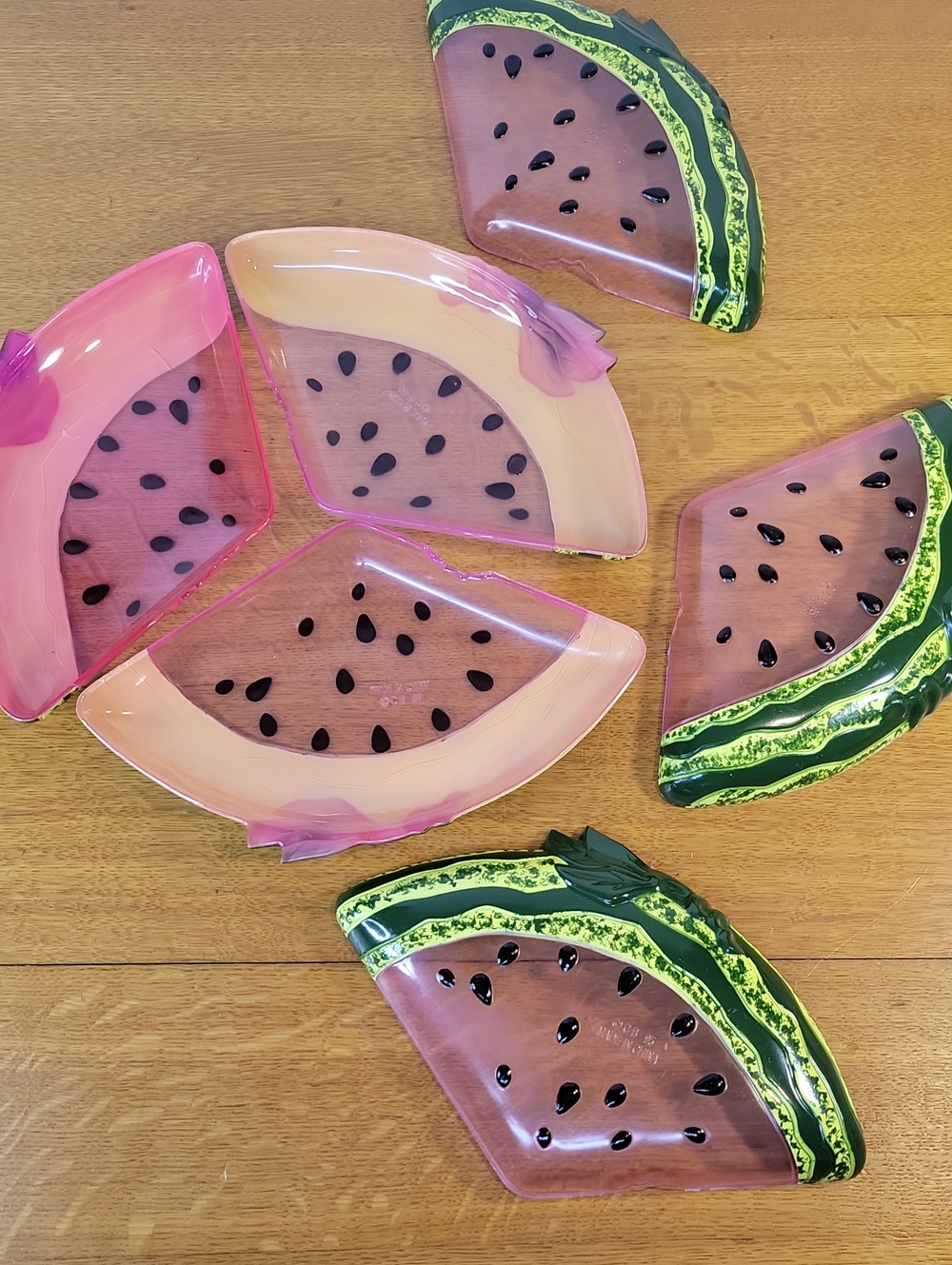 Set Of 6. Vintage Watermelon Triangle Plastic Snack Luncheon Plates CB 1995